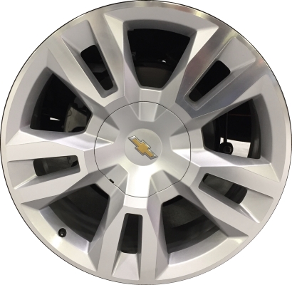 Chevrolet Suburban 1500 2017-2020, Tahoe 2017-2020 silver machined 22x9 aluminum wheels or rims. Hollander part number 5821U10/5620, OEM part number 23217242.