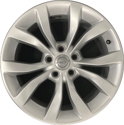 Chrysler 300 RWD 2015-2023 powder coat silver 17x7 aluminum wheels or rims. Hollander part number ALY2535, OEM part number 5PQ10LS1AB, 5PQ10XZAAB.