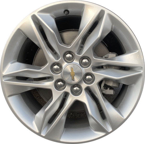Chevrolet Blazer 2019-2022 powder coat silver 18x8 aluminum wheels or rims. Hollander part number ALY5934U20/96649, OEM part number 42497174.