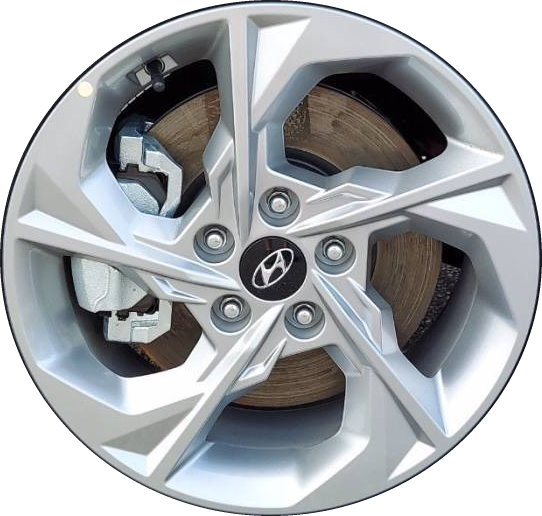 Hyundai Tucson 2022-2024 powder coat silver 17x7 aluminum wheels or rims. Hollander part number 70647, OEM part number 52910-CW100, 52910-N9100.
