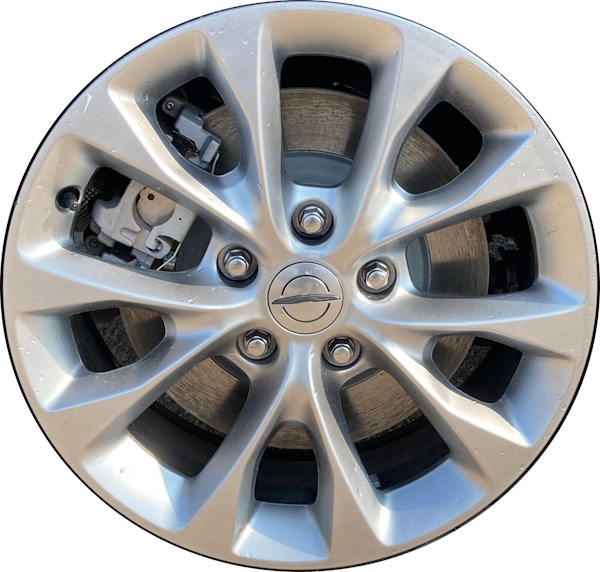 Chrysler Pacifica 2023-2024 powder coat silver 18x7.5 aluminum wheels or rims. Hollander part number 2041U20, OEM part number Not Yet Known.