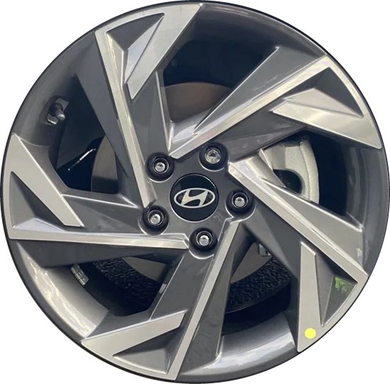 Hyundai Elantra 2024 charcoal machined 17x7 aluminum wheels or rims. Hollander part number 71067, OEM part number 52910AACN0
