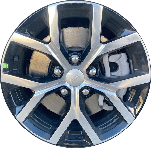 Jeep Grand Cherokee 2022-2025, Grand Cherokee 4xe 2022-2024, Grand Cherokee L 2022-2025 black polished 18x8 aluminum wheels or rims. Hollander part number ALY9307A, OEM part number 4755433AA.
