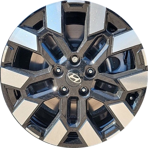 Hyundai Santa Cruz 2025 black machined 18x7.5 aluminum wheels or rims. Hollander part number 94036, OEM part number 52910K5550