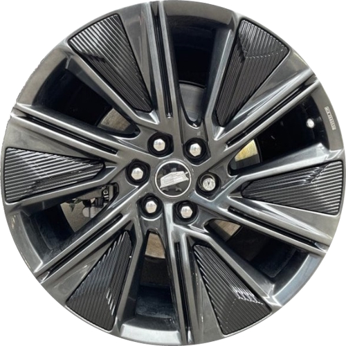 Cadillac Lyriq signature sport 2026 charcoal painted 22x9.5 aluminum wheels or rims. Hollander part number ALY4880B, OEM part number 85606891