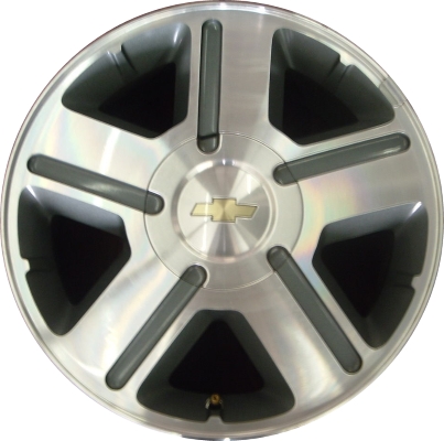 Chevrolet Trailblazer 2004-2009 charcoal machined 17x7 aluminum wheels or rims. Hollander part number ALY5179, OEM part number 9594946.