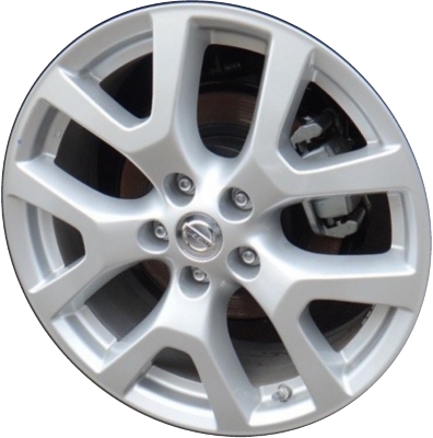Nissan Rogue 2011-2015 powder coat silver 18x7 aluminum wheels or rims. Hollander part number ALY62561, OEM part number D0C003UE1A, D03003UE1A.