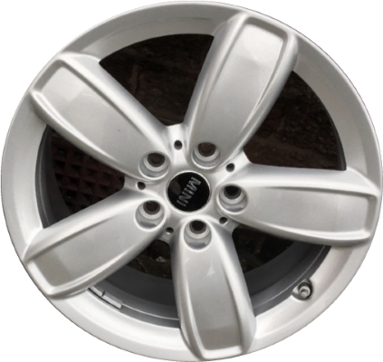 Mini Countryman 2018-2019 powder coat silver 17x7.5 aluminum wheels or rims. Hollander part number ALY86393, OEM part number 36106874569.