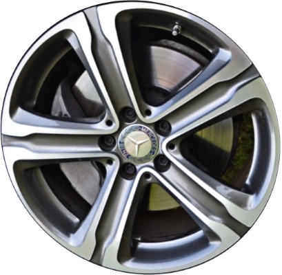 Mercedes-Benz GLC300 2016-2022, GLC350e 2018-2021 grey machined 18x8 aluminum wheels or rims. Hollander part number 85480, OEM part number 25340107007X44.