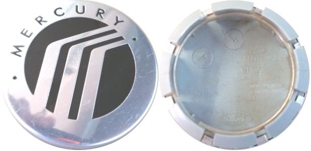 C3683 Mercury  Mariner Factory OEM Center Cap #6M64-1A096-AA